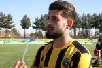 ادون حسنی : بازیکنی نبودم که برای نیمکت نشینی به ایران بیایم