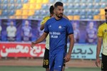 قلعه نویی مچ شاگردش را خواباند