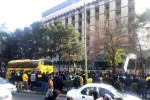 بدرقه سپاهانی ها با تشویق هوادارن مقابل هتل کوثر