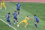 سپاهانِ لیگ بیست و یک، بازنده جدالهای بزرگ