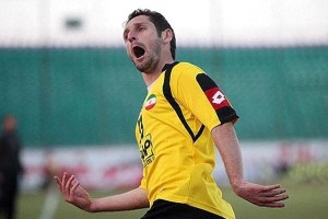 خلعتبری و باز هم درخشش مقابل پرسپولیس