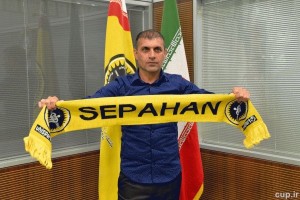 عبدالله ویسی: پاپی در تیم میماند!