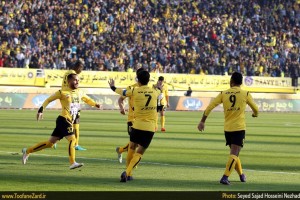 گزارش تصویری دیدار تیم های سپاهان و نفت تهران