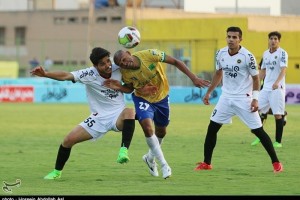 تصاویری از دیدار صنعت نفت و سپاهان