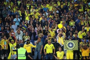 دو خانم مردنما دستگیر شدند/ قلعهنویی تشویق شد!