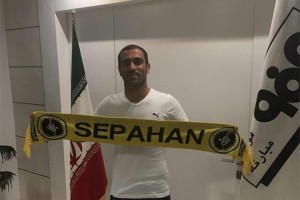 بازوبند کاپیتانی سپاهان به کیانی رسید