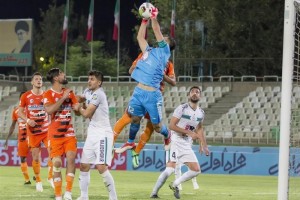 محمدی: هم ما برد میخواهیم و هم سپاهان