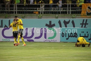 سجده شکر پورقاز پس از گل دوم