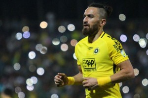 خالد و عزت مهاجم هدف شدند!