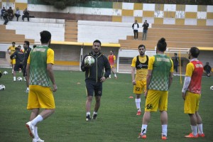 بازیکنان سپاهان به شرکت فولادمبارکه می روند