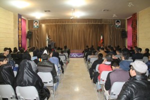 تماشای مسابقات فوتبال در فرهنگسرای اسوه فقط برای خانواده ها مقدور است