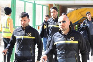 حضور بازیکنان سپاهان در استادیوم تختی آبادان