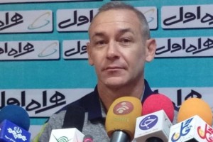 مربی سپاهان: ۳ گل زدیم و میتوانستیم گلهای بیشتری بزنیم
