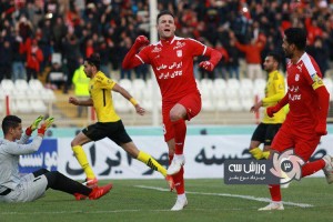 خلاصه دیدار تراکتورسازی و  سپاهان