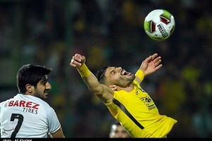 مذاکره استاندار با فدراسیون فوتبال برای تغییر ساعت شهرآورد اصفهان