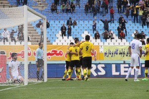 همدردی گلزن سپاهان با سیل زدگان کشور