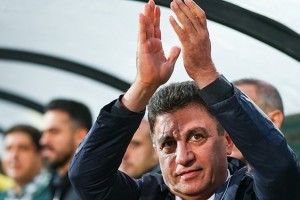 قلعهنویی به نشست خبری پیش از بازی با پدیده نمیرسد