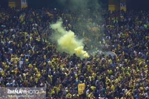 آذری: چرا مدام برای اصفهانی ها؟