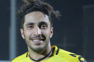 سیاوش به قراردادش با سپاهان پایبند است