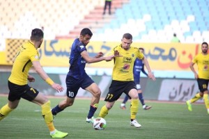 کومان به بازی مقابل پرسپولیس رسید