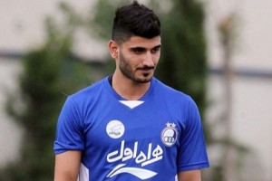 مذاکره با بازیکن استقلال شایعه است