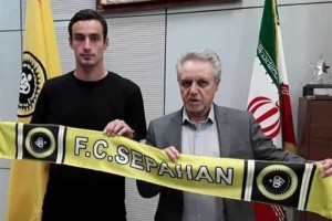 ولژیانی: سپاهان فصل آینده میتواند قهرمان شود