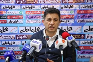 قلعهنویی: امیدوارم هر چه سریعتر اعتماد به نفس به تیم برگردد