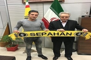 محمودزاده: کارت بازی ترکمان برای سپاهان صادر نمیشود
