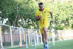 عزت و تلاش دوباره برای بازگشت به ترکیب سپاهان