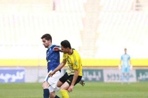 ناظر داوری در آسانسور گیر افتاد!